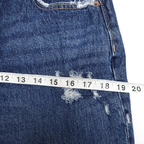 NWT Old Navy Womens Distressed Mid Rise Button Fly Jeans Size 2 Slouchy - Picture 4 of 10